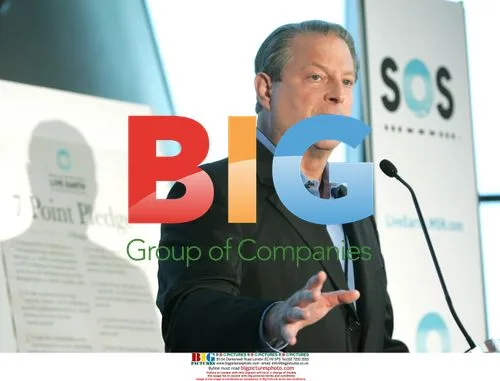 Al Gore discusses Live Earth concert