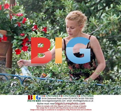 Kylie Minogue at House of Gabbana, Portofino