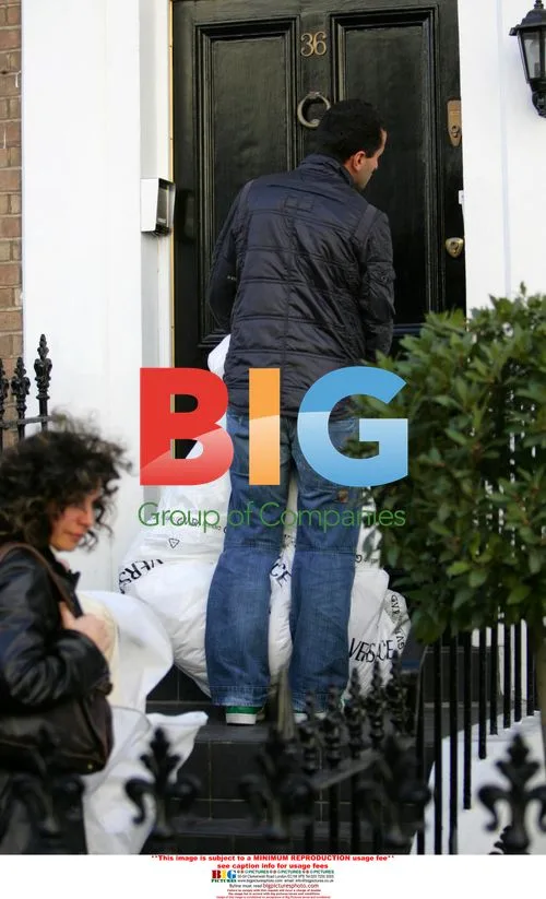 Liz Hurley's Wedding Dress Delivery