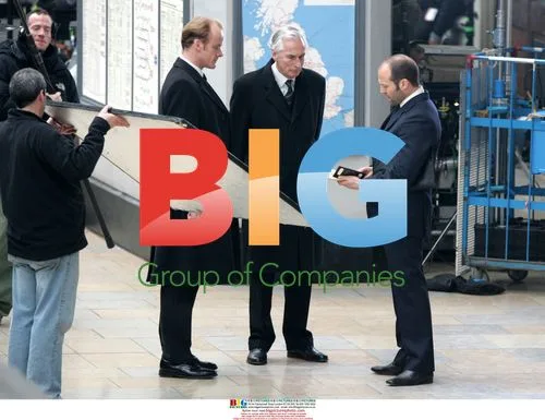 Jason Statham Films 'The Bank Job' in London