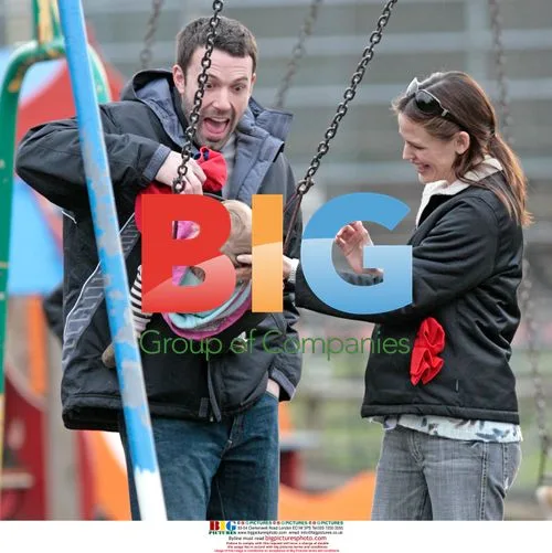 Ben Affleck and Jennifer Garner with daughter Violet