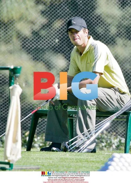 Josh Duhamel Shoots Golf