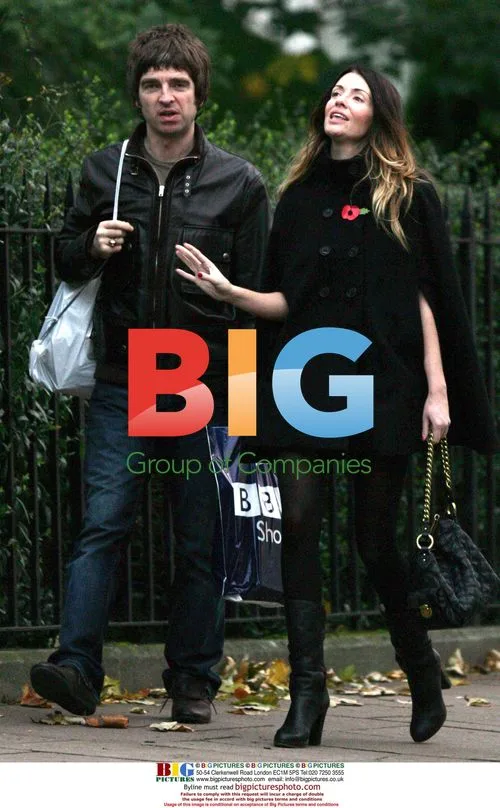 Noel Gallagher and Sara MacDonald Shopping