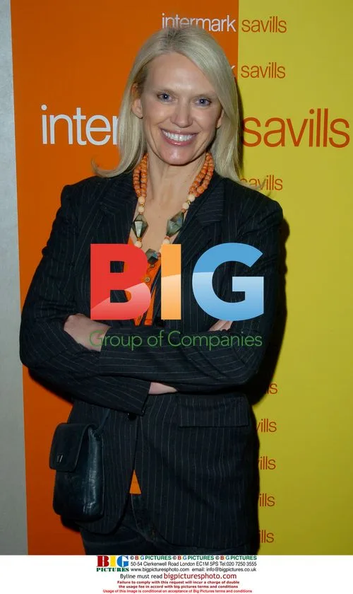 Anneka Rice at Alan Halliday Exhibition