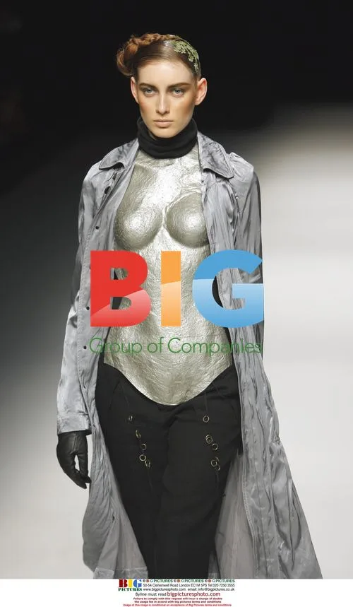 KAMISHIMA CHINAMI AW 07-08 Collection