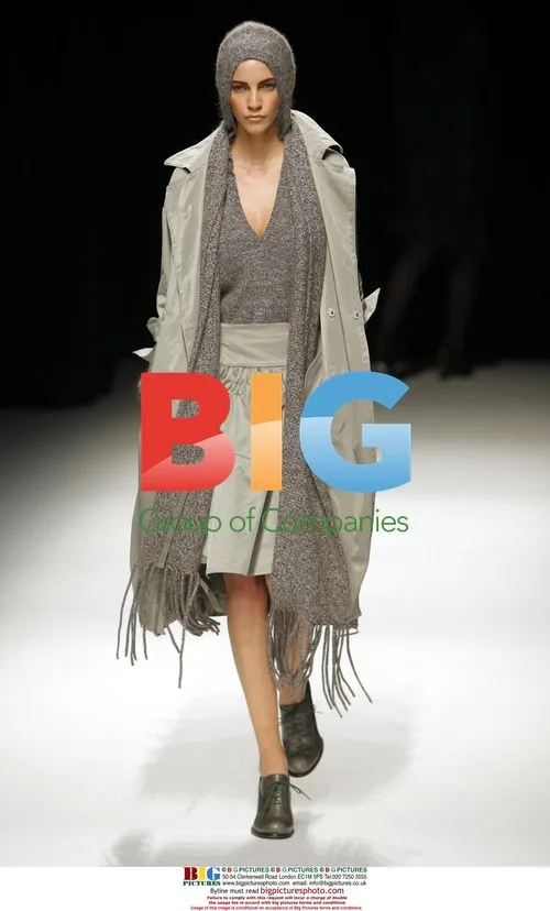 KAMISHIMA CHINAMI AW 07-08 Collection