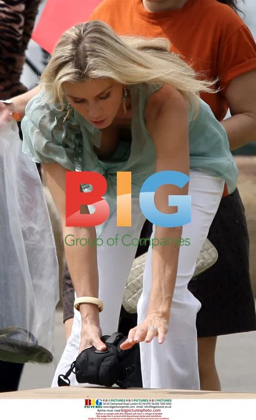 Ron Moss and Katherine Kelly Lang on Bold and the Beautiful set