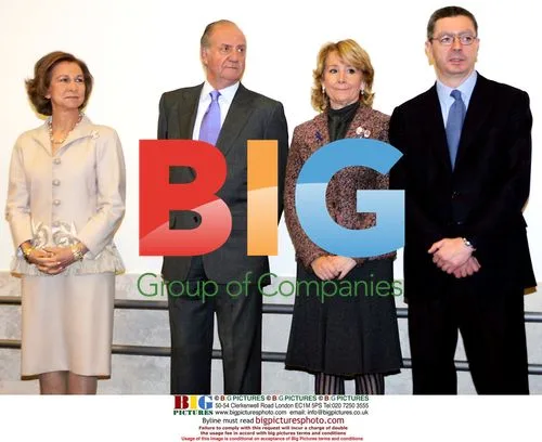 Spanish Royals Inaugurate Alzheimer Center in Vallecas
