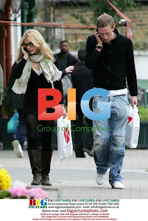 Billie Piper and Laurence Fox Stroll in London
