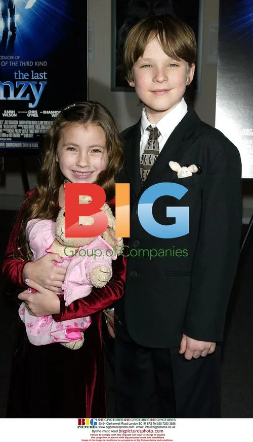 Actors Rhiannon Leigh Wryn and Chris O'Neil at "The Last Mimzy" premiere