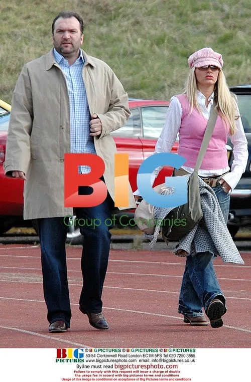 Neil "Razor" Ruddock and girlfriend