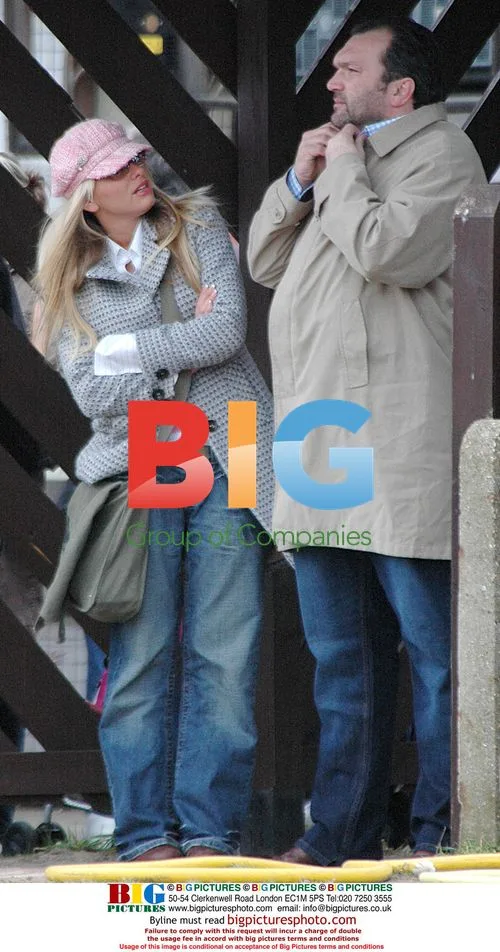Neil "Razor" Ruddock with new girlfriend