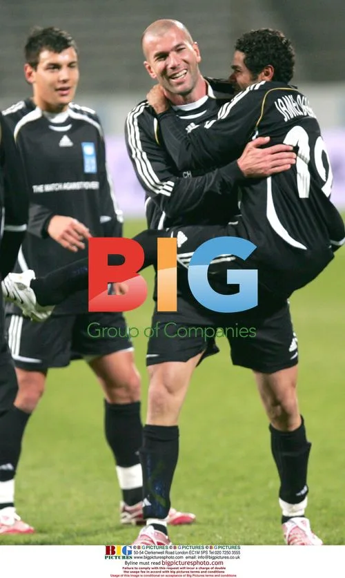 Zidane and Jamel Debbouze at Match Against Poverty