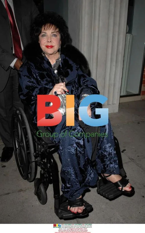 Rarely Seen Actress Elizabeth Taylor at Mr. Chow's
