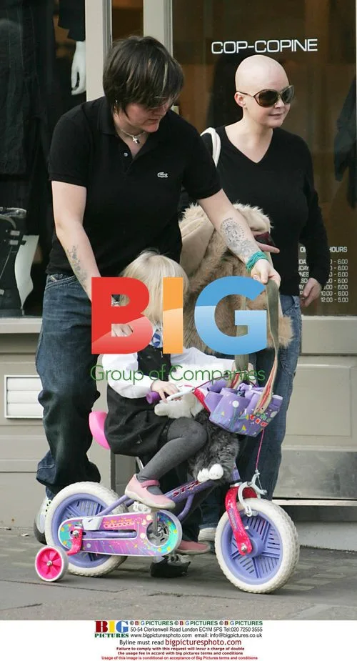 Gail Porter Out With Friend & Daughter