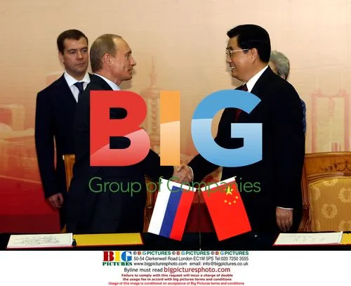 Putin and Hu Jintao at Chinese Culture Fair