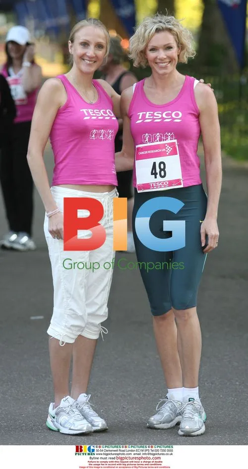 Paula Radcliffe and Nell McAndrew at Cancer Research Race for Life