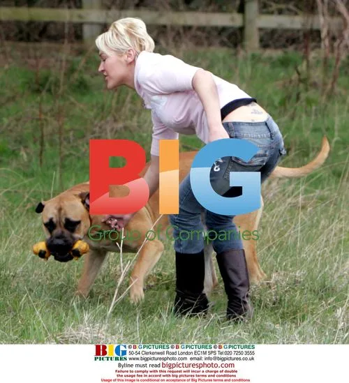 Jo O'Meara Enjoys Time with Her Dog
