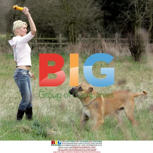 Jo O'Meara Spends Time with Her Dog