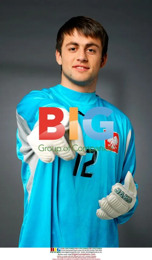Arsenal Close in on £2M Deal for Lukasz Fabianski