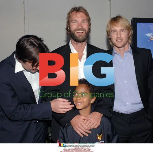 Owen Wilson with brothers and nephew