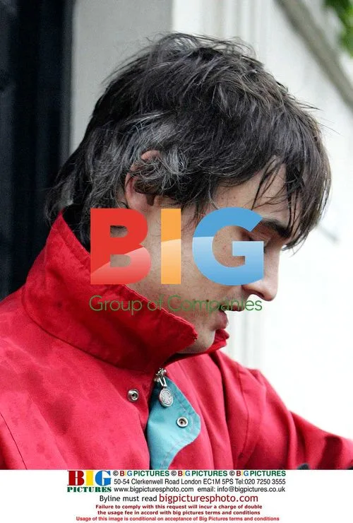 Pete Doherty Leaves Kate Moss's with Kittens