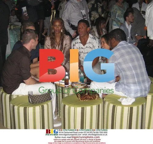 Tyra Banks, Benny Medina, Babyface at Cove Hotel Opening