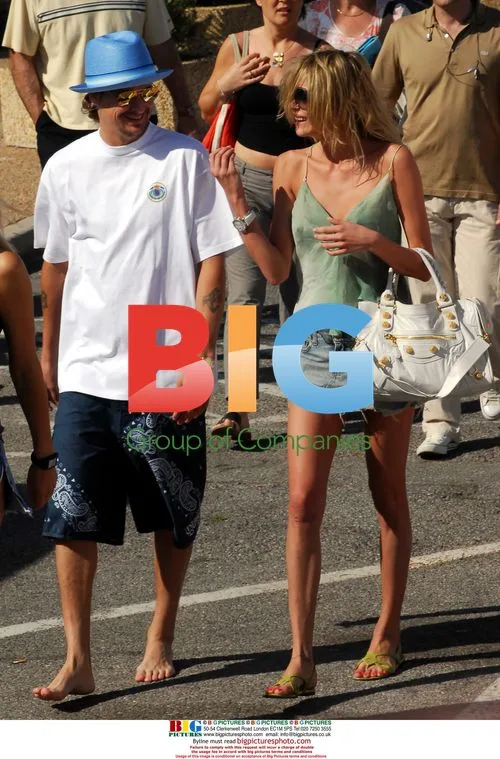 Kid Rock, May Anderson, and James Blunt on Boat