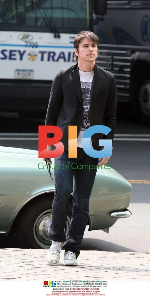 Josh Hartnett Filming 'August' in NYC