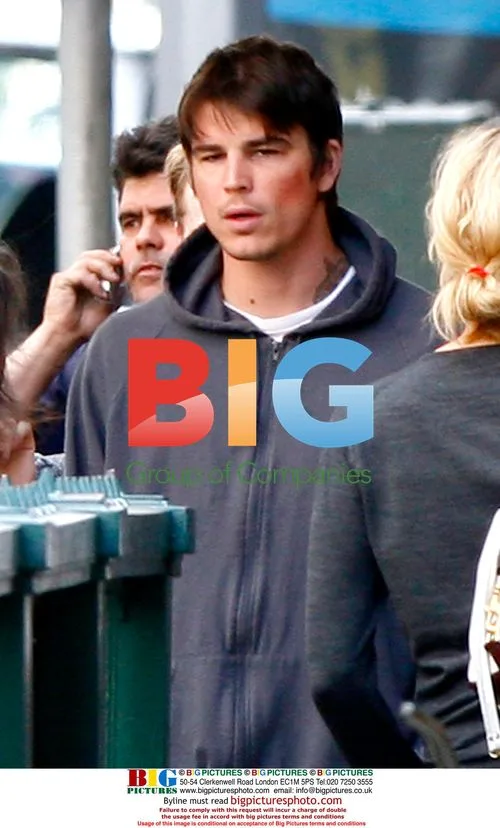 Josh Hartnett Filming 'August' in New York
