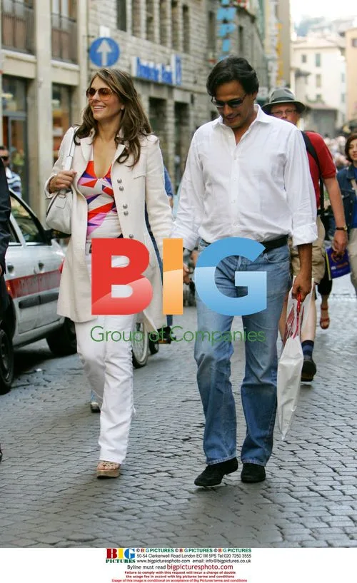 Elizabeth Hurley and Arun Nayar Shopping in Florence
