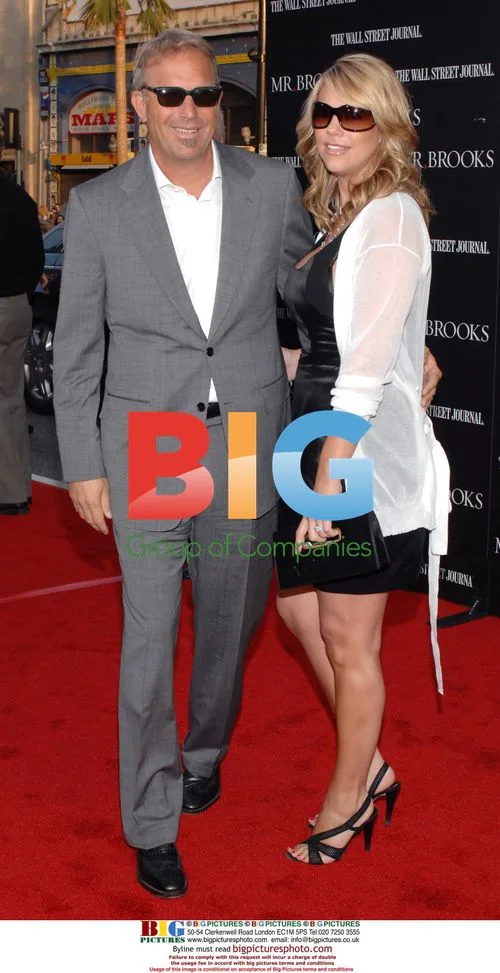 Kevin Costner Arrives for Mr. Brooks Premiere