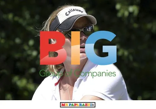 Jodie Kidd Plays Golf in Wentworth