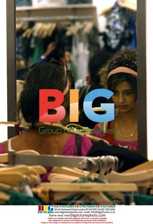 Konnie Huq Shopping in Hollywood