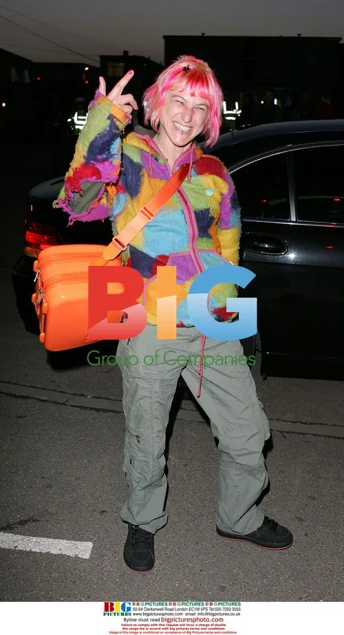 Contestant Tracey Entering Big Brother 8 House