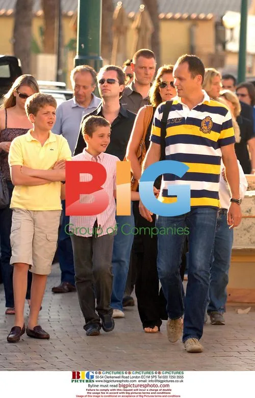 Ccilia Sarkozy with family in Saint Tropez