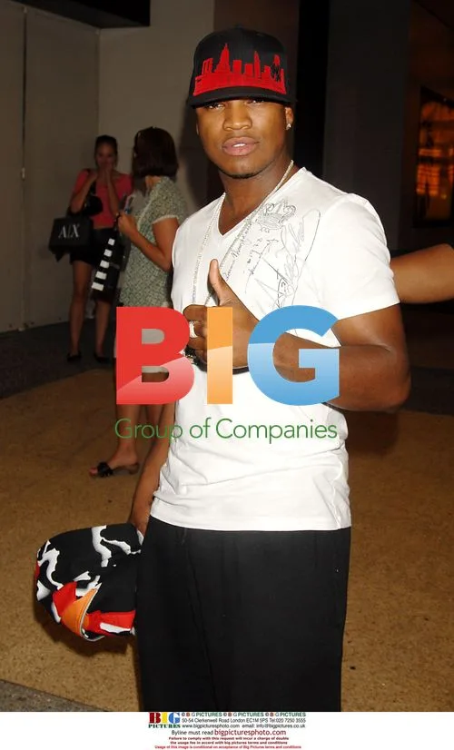 NE-YO at MTV 'Total Request Live' Taping