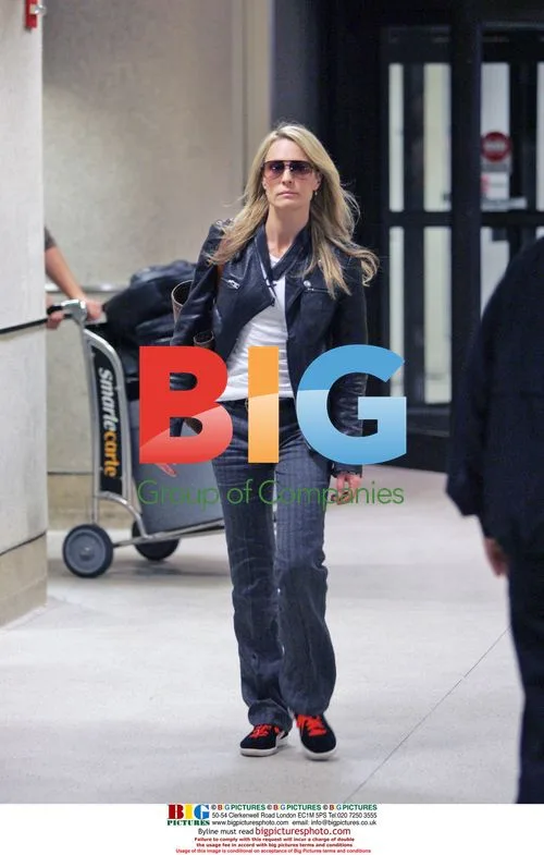 Robin Wright Penn at LAX