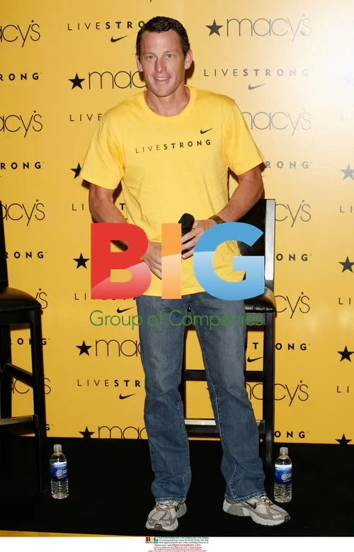 Lance Armstrong at Macy's for NYC Marathon