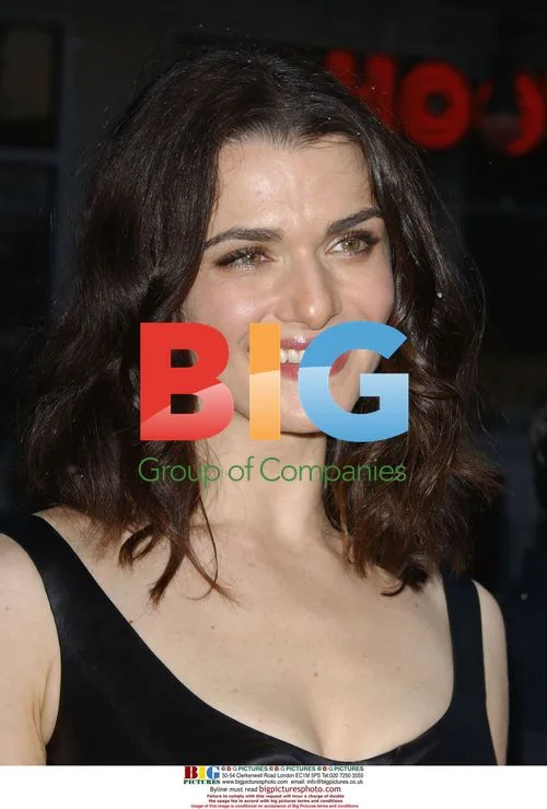 Rachel Weisz at "Fred Claus" Premiere