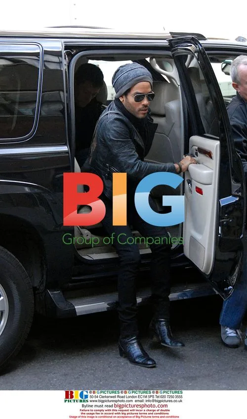 Lenny Kravitz Arrives at Recording Studio