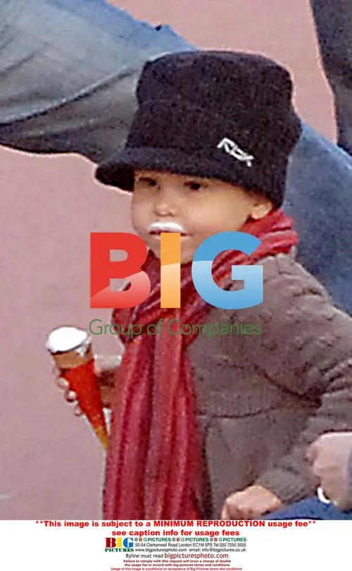 Thierry Henry Visits Daughter Tea in Barcelona
