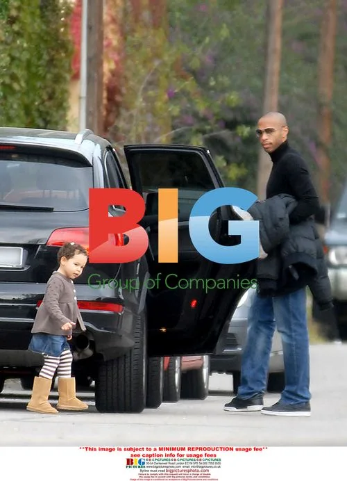 Thierry Henry Visits Daughter in Barcelona