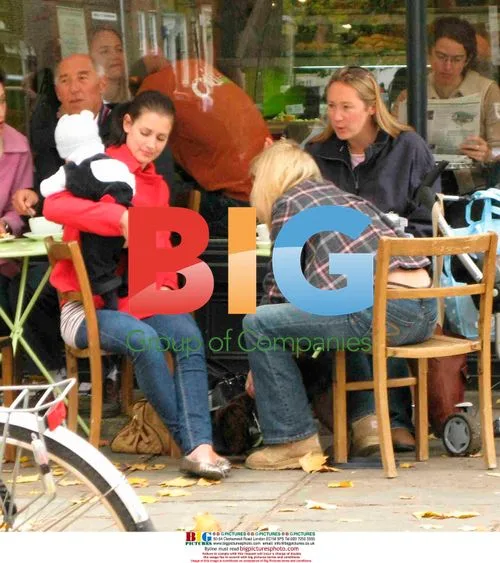 Kirsty Gallacher meets friends for coffee with son