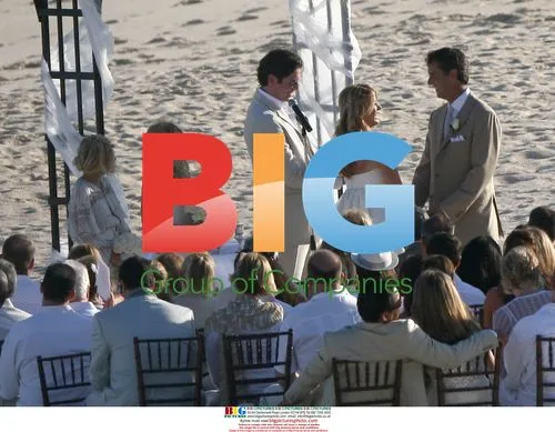Olsen Twins as Bridesmaids in Los Cabos Wedding