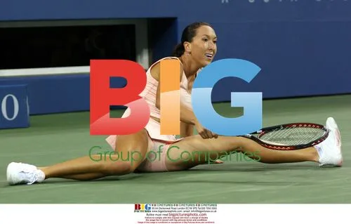 Jelena Jankovic falls during U.S. Open match