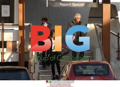 Flavio Briatore and Elisabetta Gregoracci Leave Clinic