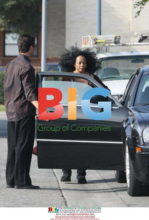 Diana Ross Dines Without a Bra