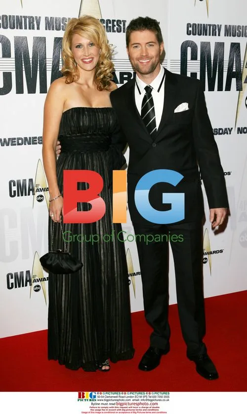 Josh Turner and Jennifer Ford at CMA Awards