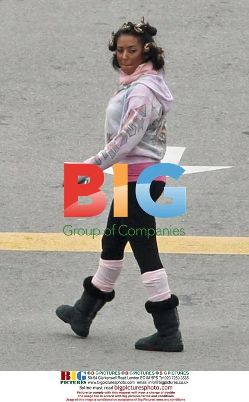 Mel B Wearing Rollers on CBS Lot